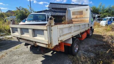 1988 MITSUBISHI CANTER
