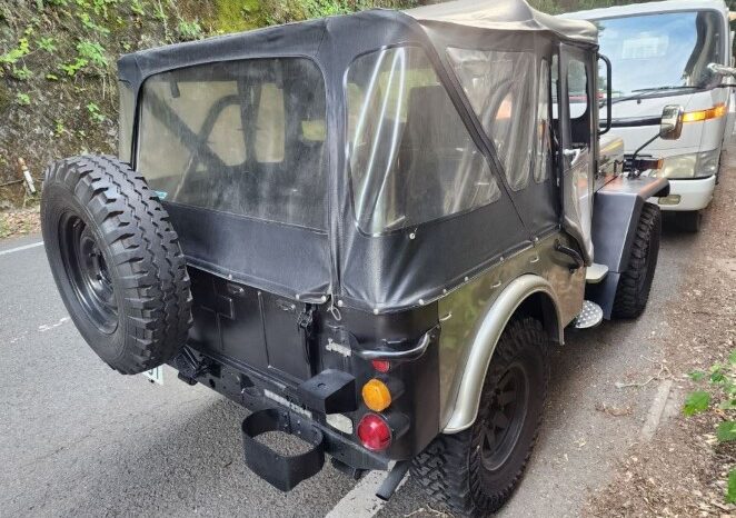 
								1980 Mitsubishi JEEP MT full									