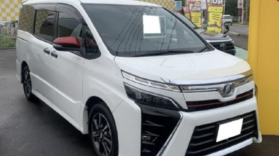 2018 TOYOTA VOXY ZS