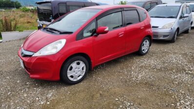 2010 HONDA FIT HYBRID