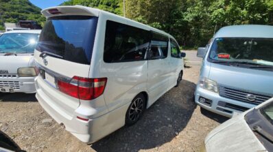 2003 TOYOTA ALPHARD G MZ