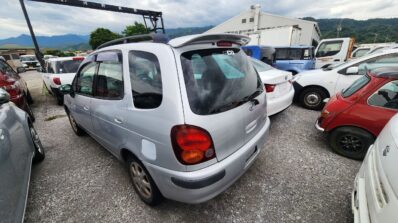1999 TOYOTA COROLLA SPACIO