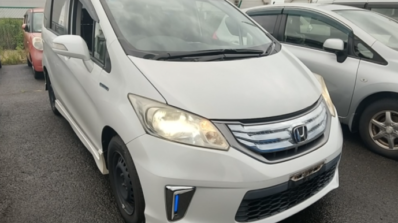 2013 HONDA FREED HYBRID