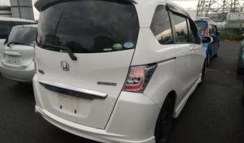 
										2013 HONDA FREED HYBRID full									