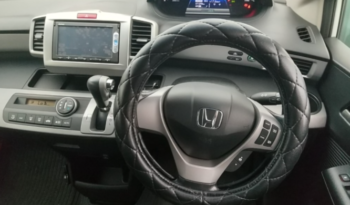 
										2013 HONDA FREED HYBRID full									